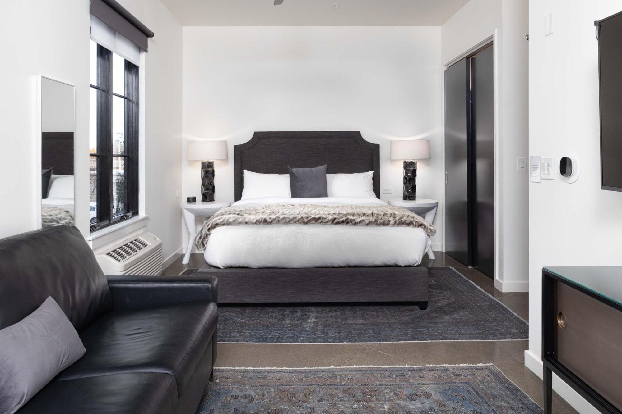 121 Hotel By Avantstay Chic Modern Hotel In แนชวิลล์ ภายนอก รูปภาพ